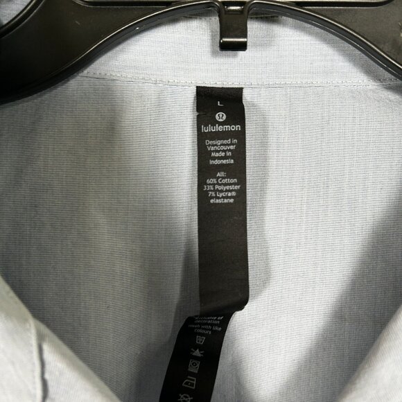 Lululemon Shirt Mens Large Blue Active wear Airing Easy Short Sleeve Button Up - Picture 5 of 7